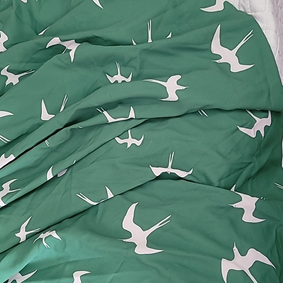 Green tunic from eShakti. The sleeves are open style down to 3/4 length - Picture 2 of 4